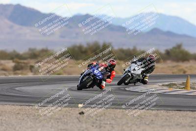 media/Nov-16-2025-Race Pace (Sun) [[8c5fa54630]]/Non Verified Riders (1st 20 Minutes)/5-Turn 15 (110pm)/